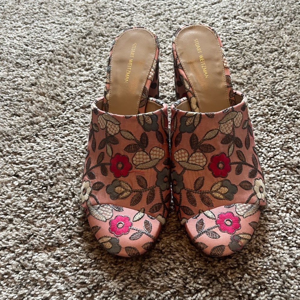 Stuart Weizman Pink Floral Women's Mules